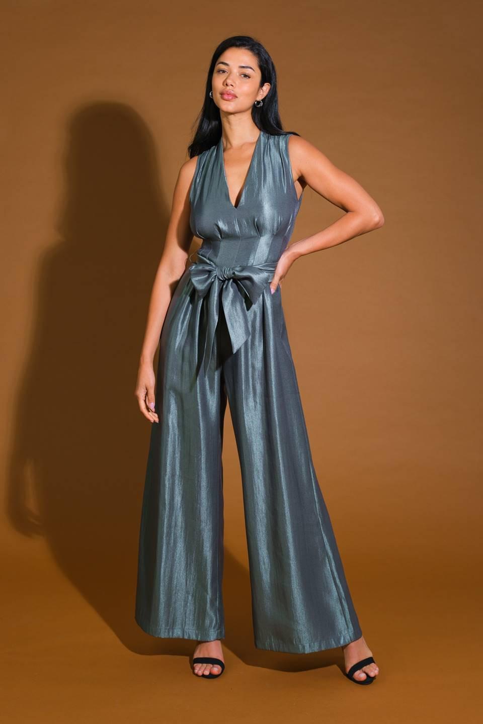 ROMANCE IN LOVE WOVEN JUMPSUIT.