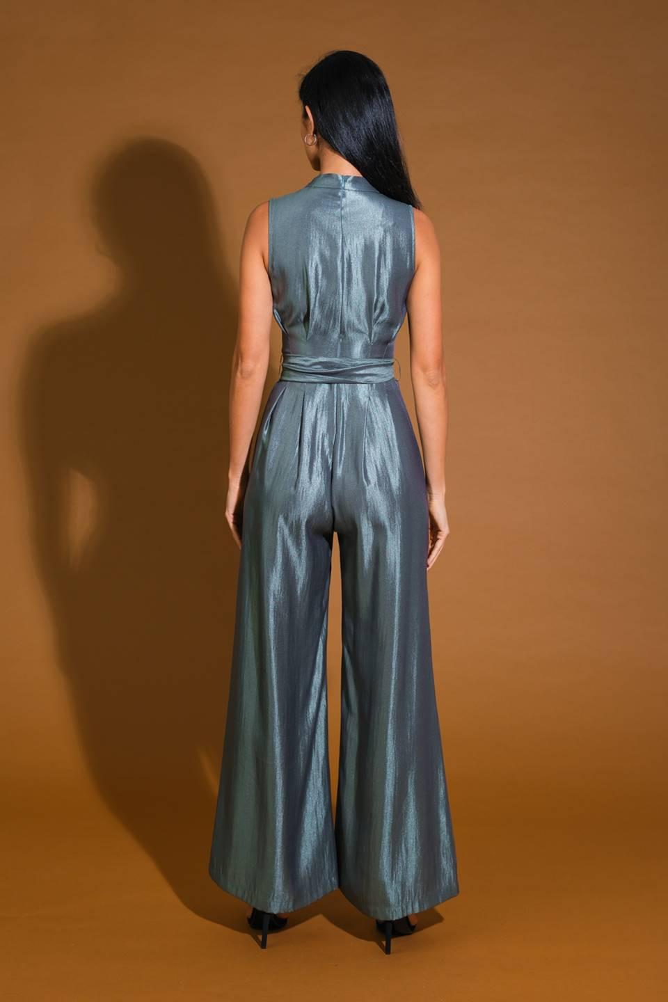 ROMANCE IN LOVE WOVEN JUMPSUIT.
