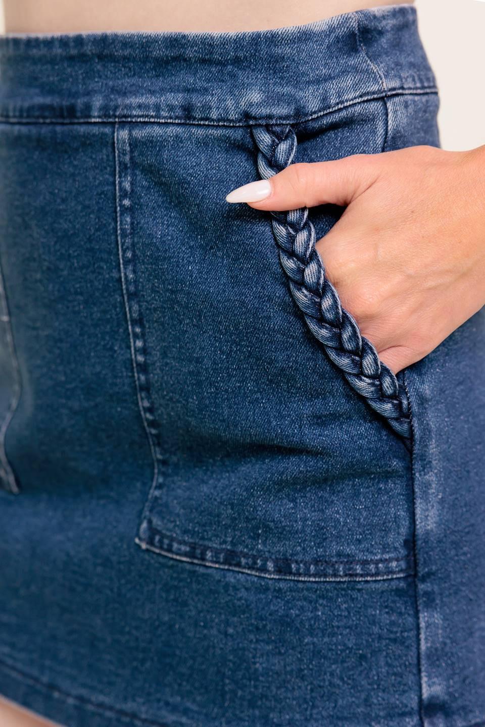 MOONLIGHT EMBRACE MEDIUM INDIGO DENIM SKORT.