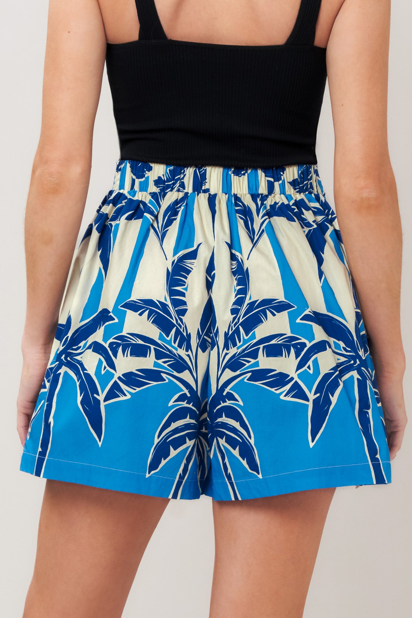 NOIR RESORT WOVEN SHORTS.