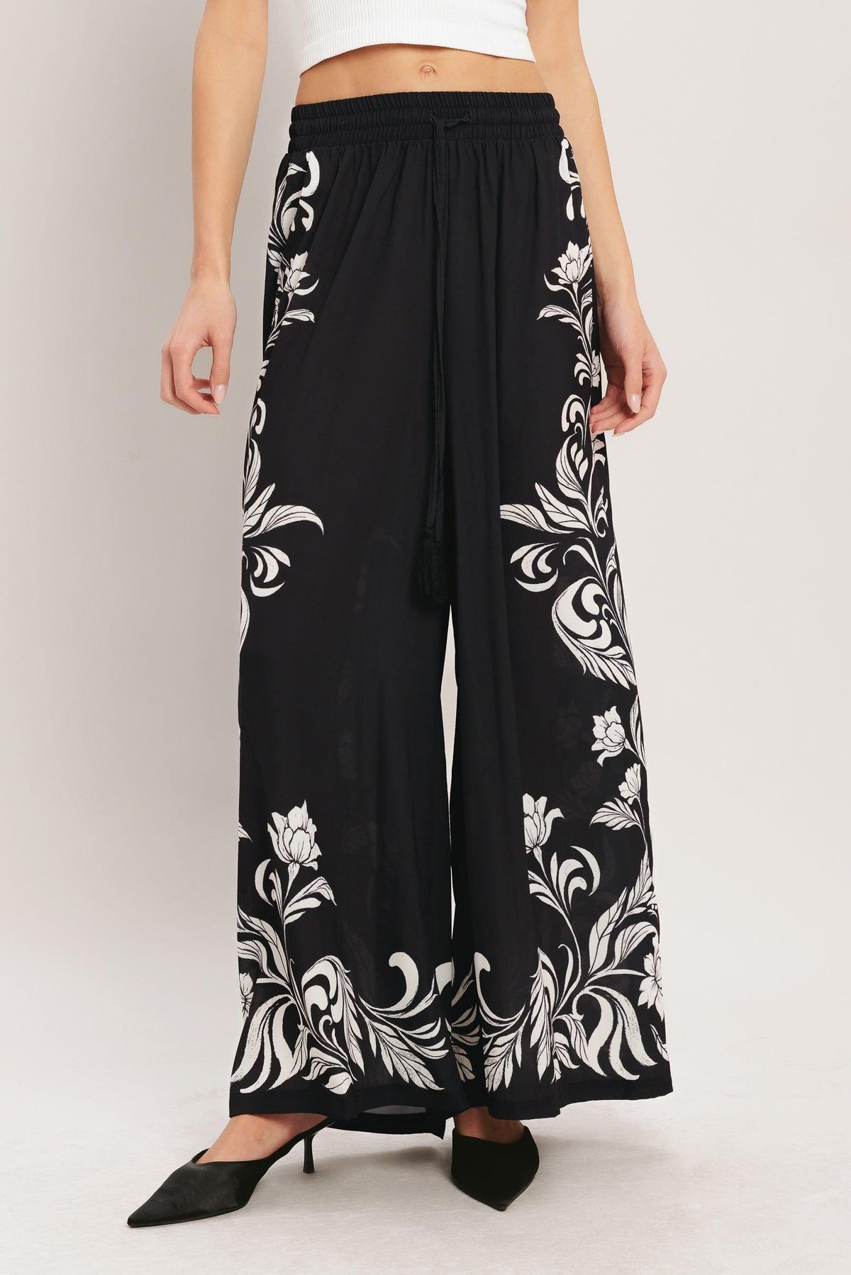 BLACK RIVIERA WOVEN PANTS.