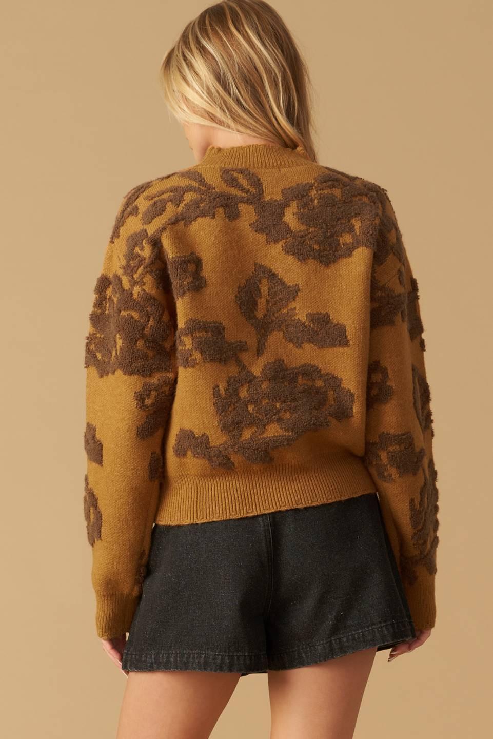 WALK WITH ME PULLOVER SWEATER TOP.
