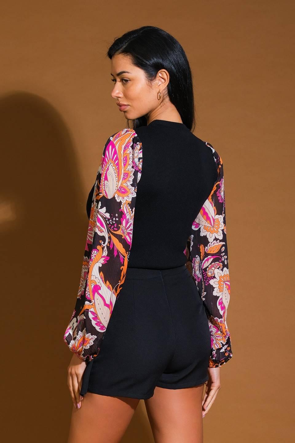 STOP & STARE SWEATER TOP.