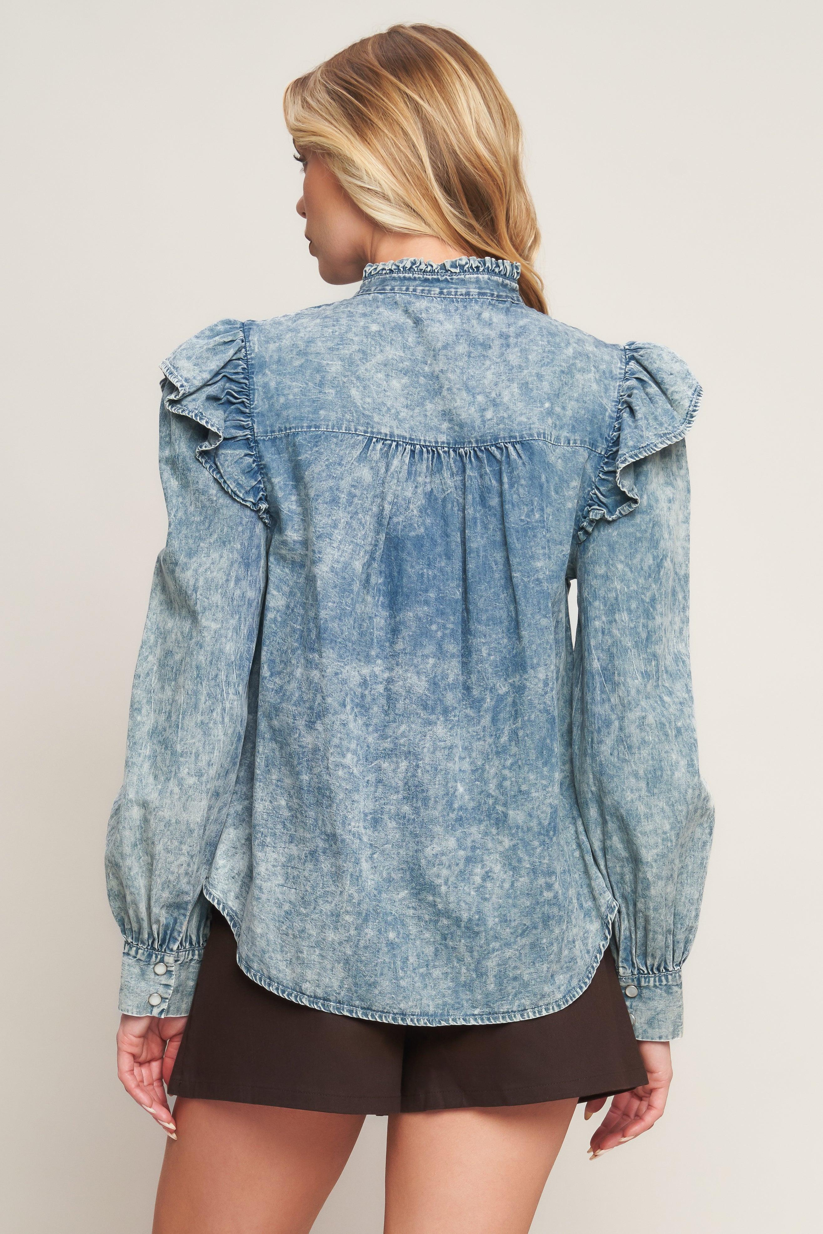 WESTERN CHIC DENIM TOP.