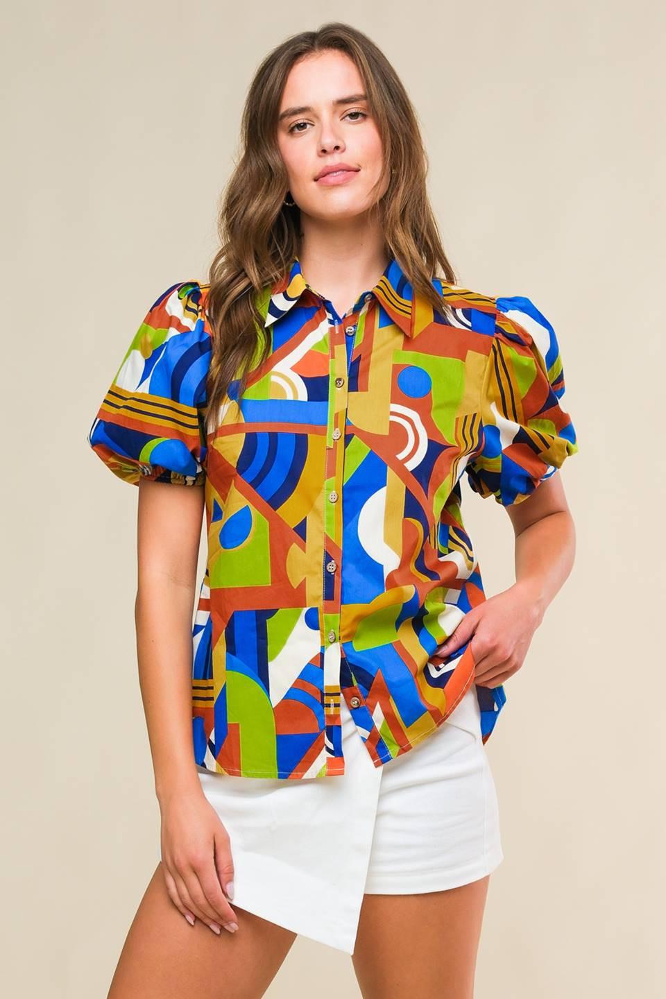 HEART ON DISPLAY WOVEN TOP.
