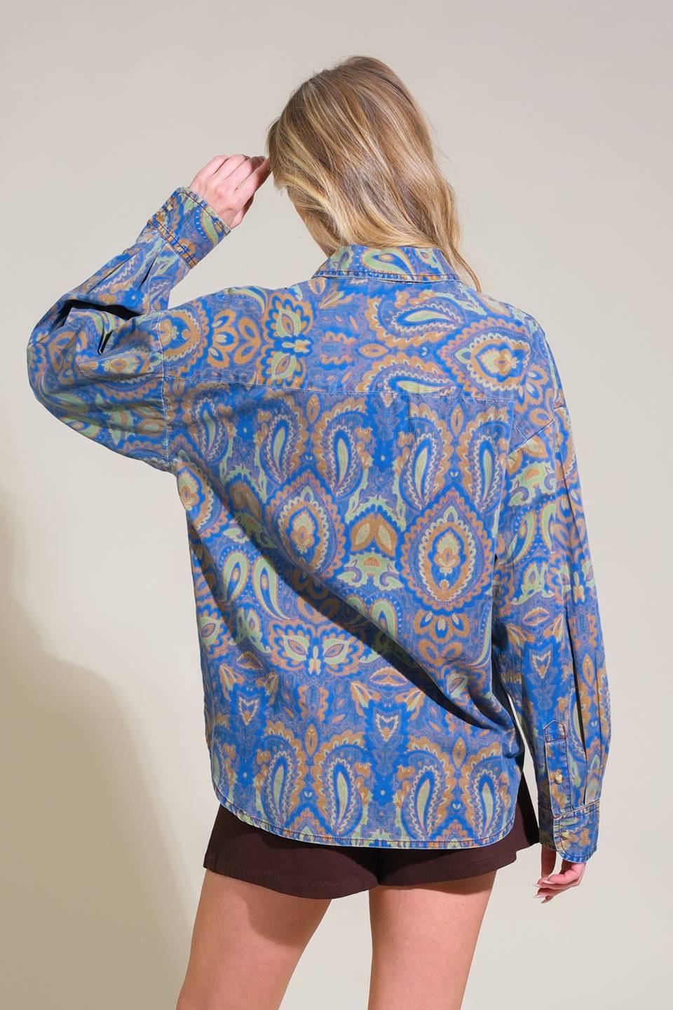 I'M IN CHARGE WOVEN TOP.