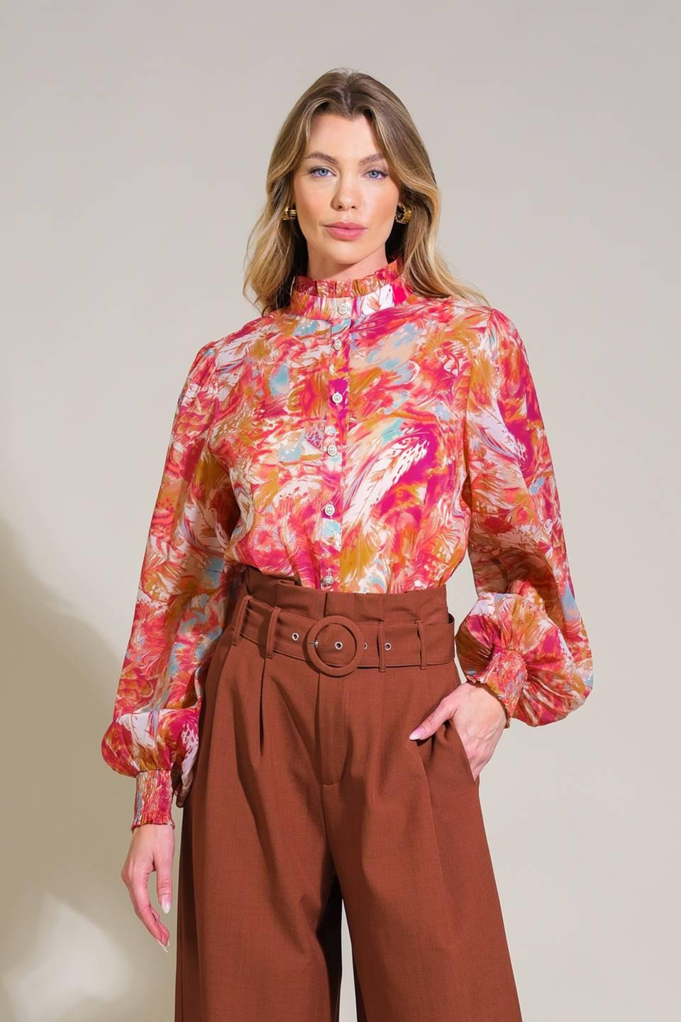 SEASONAL MOVES WOVEN TOP.