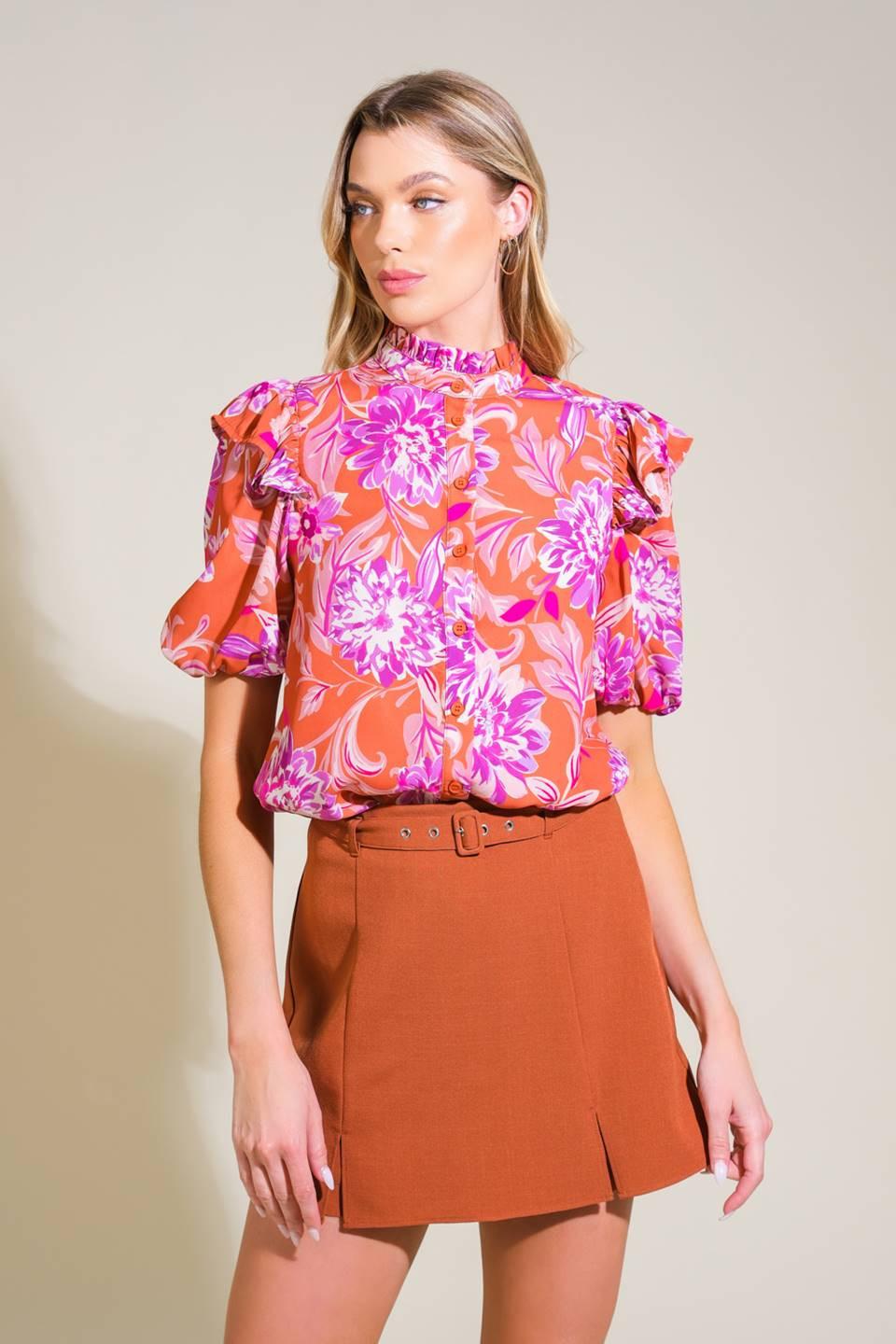 MEMORIES IN FOCUS WOVEN TOP.