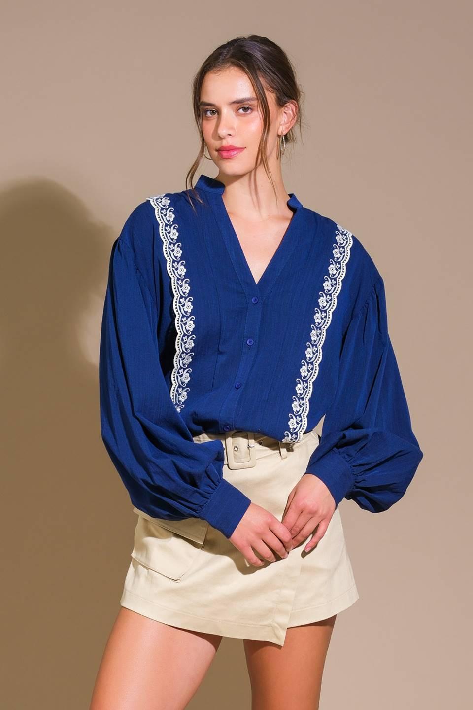 FORT WILLIAMS WOVEN TOP.