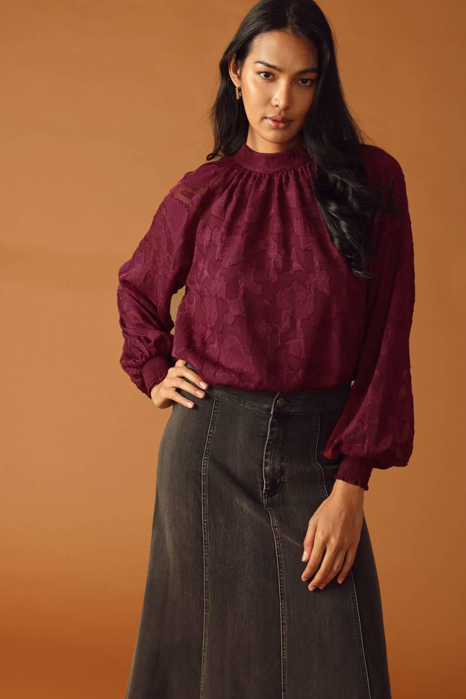 SOLARIS DREAM WOVEN TOP.