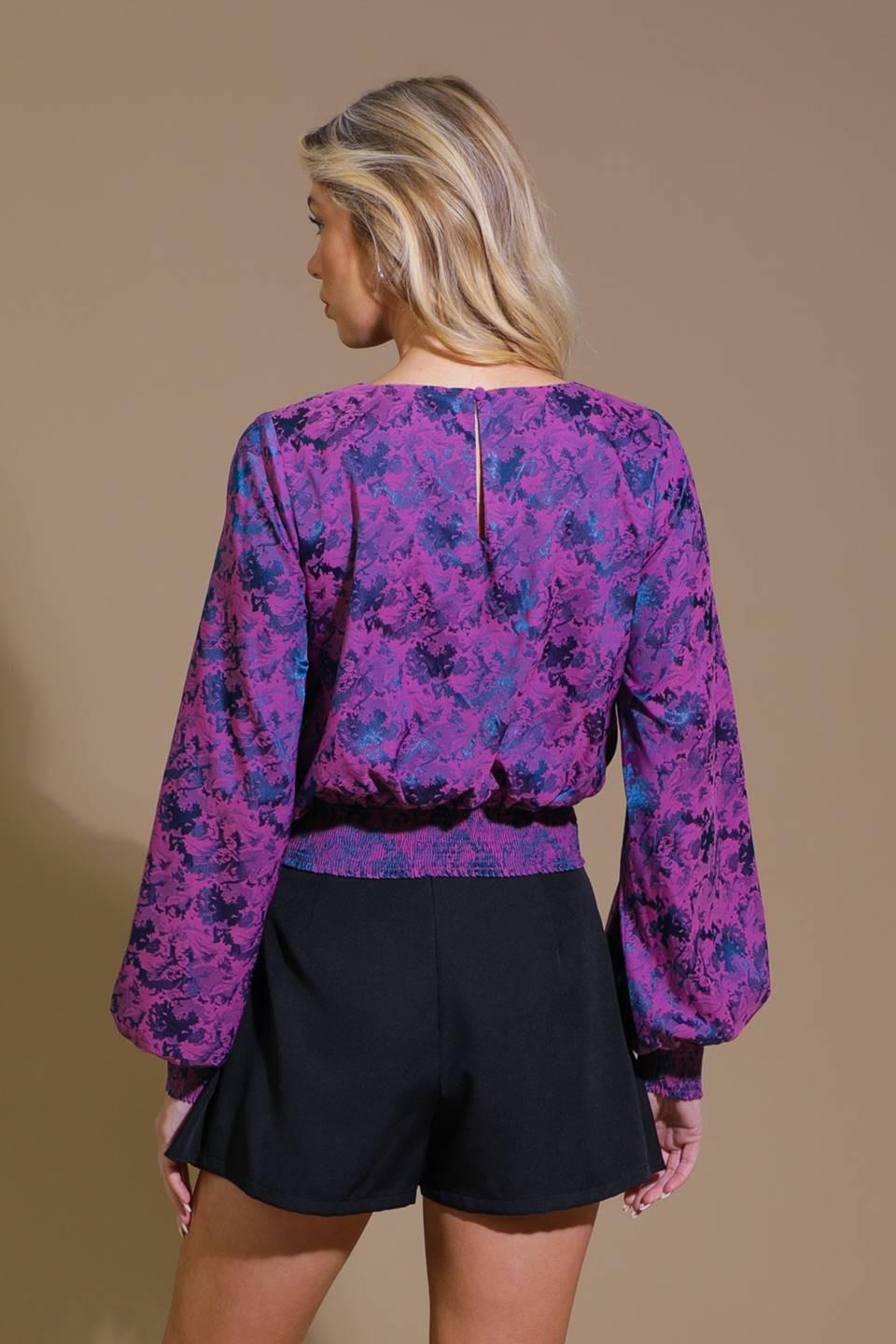 BEST PRESENCE JACQUARD WOVEN TOP.