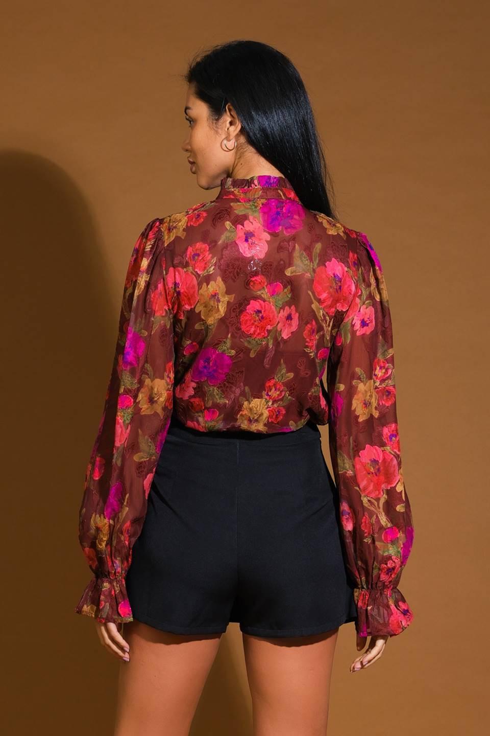 PERFECT STUNNER WOVEN TOP.