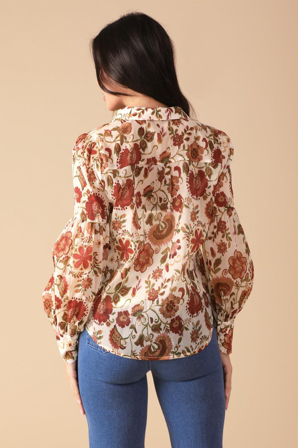 MEMORIES IN FOCUS WOVEN BLOUSE.