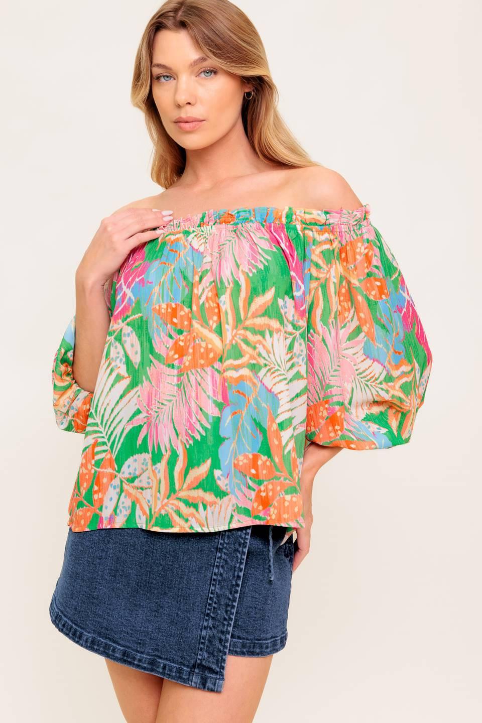 LOVING VOW GREEN WOVEN TOP.