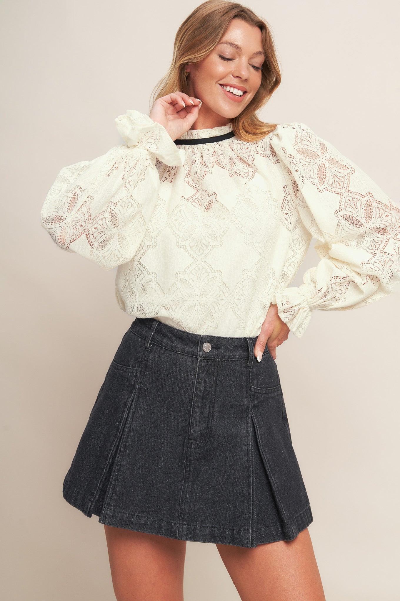 PRECIOUS LOOK IVORY WOVEN LACE TOP.