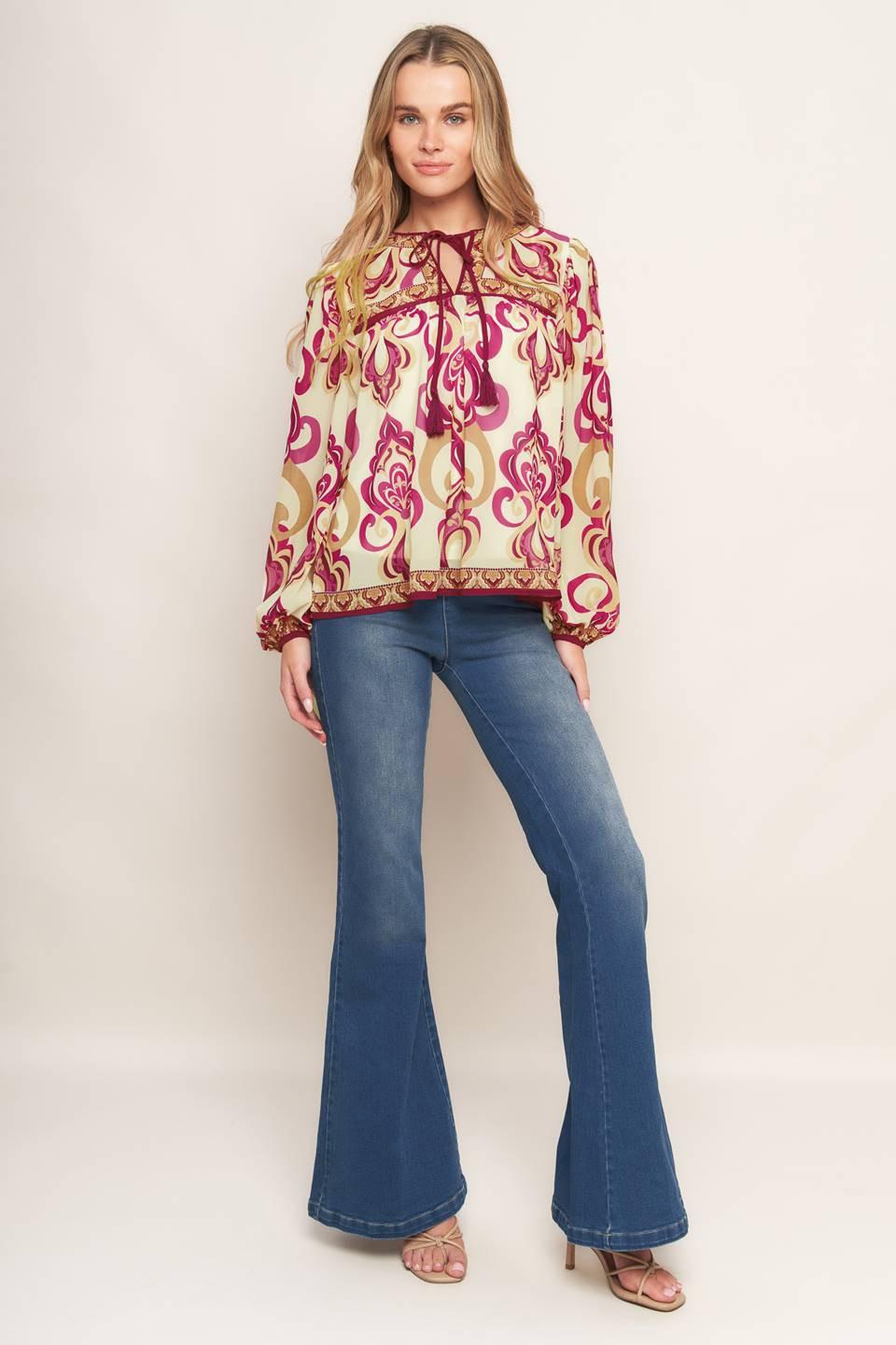 FUSION GROOVE WOVEN TOP.