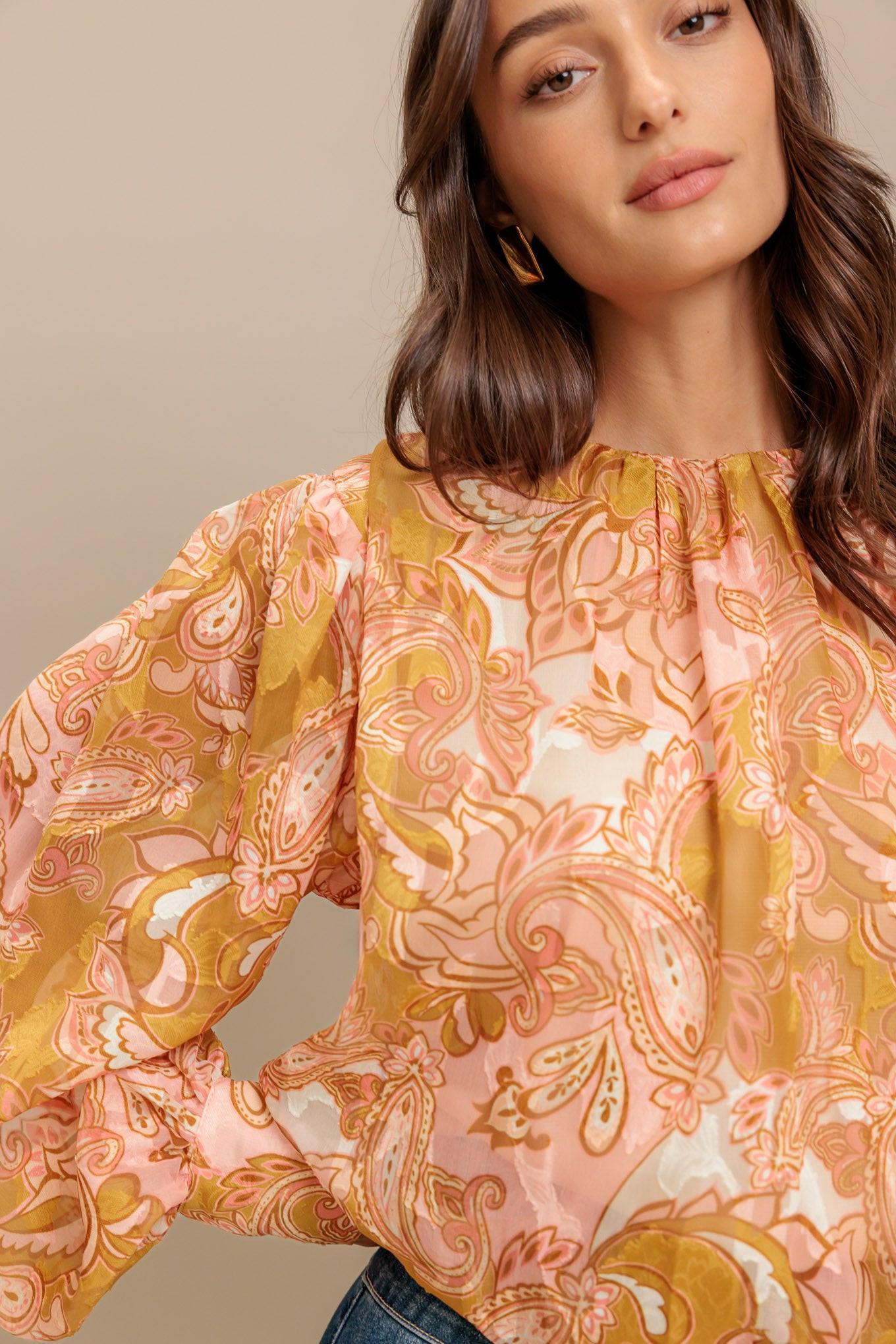 PAISLEY BREEZE WOVEN JACQUARD TOP.