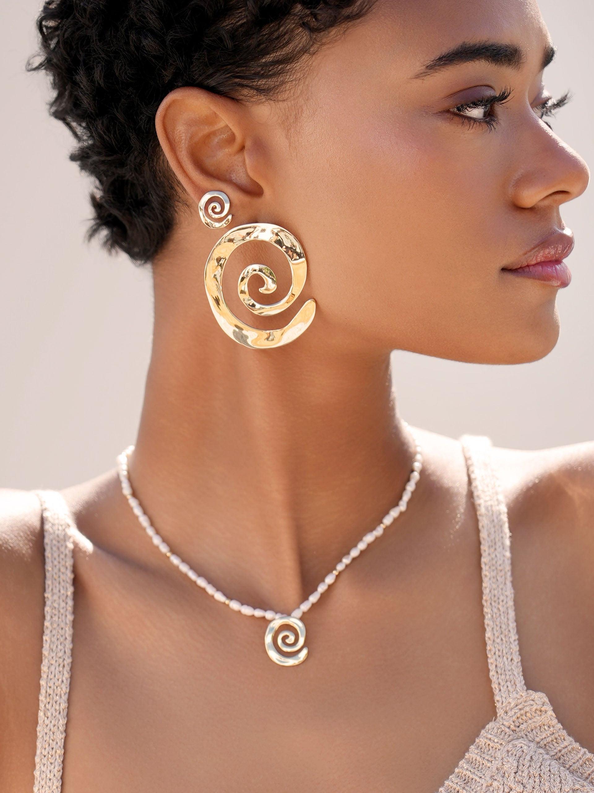 Aura Pearl Necklace - Flying Tomato - Necklaces - Ettika