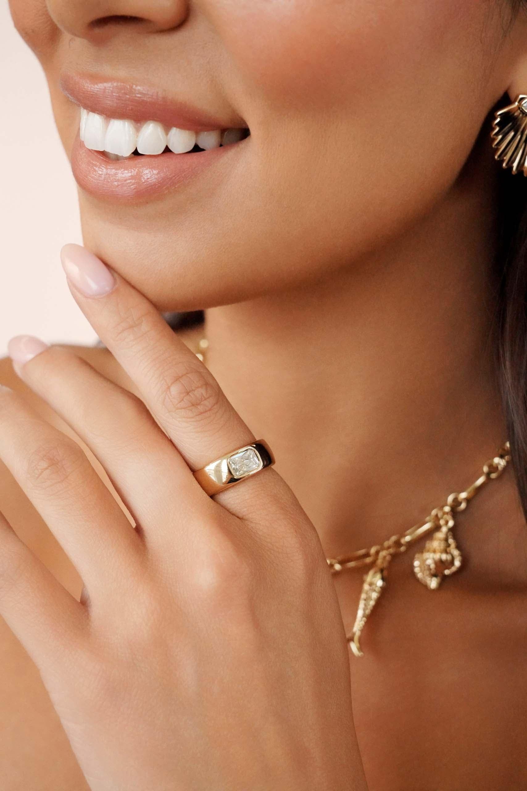 Emerald Cut Treasure Ring - Flying Tomato - Rings - Ettika