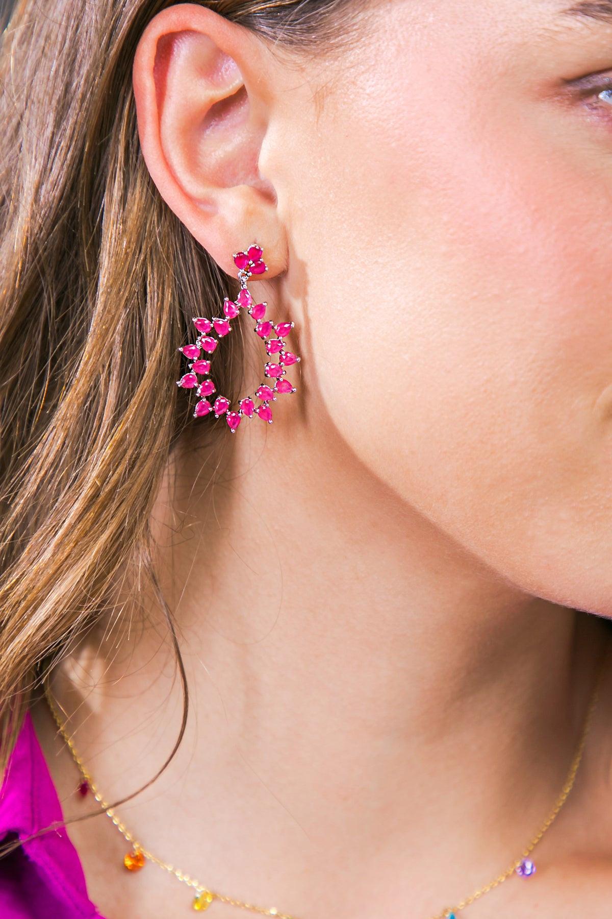CHARLOTTE FLORAL DROP EARRINGS.