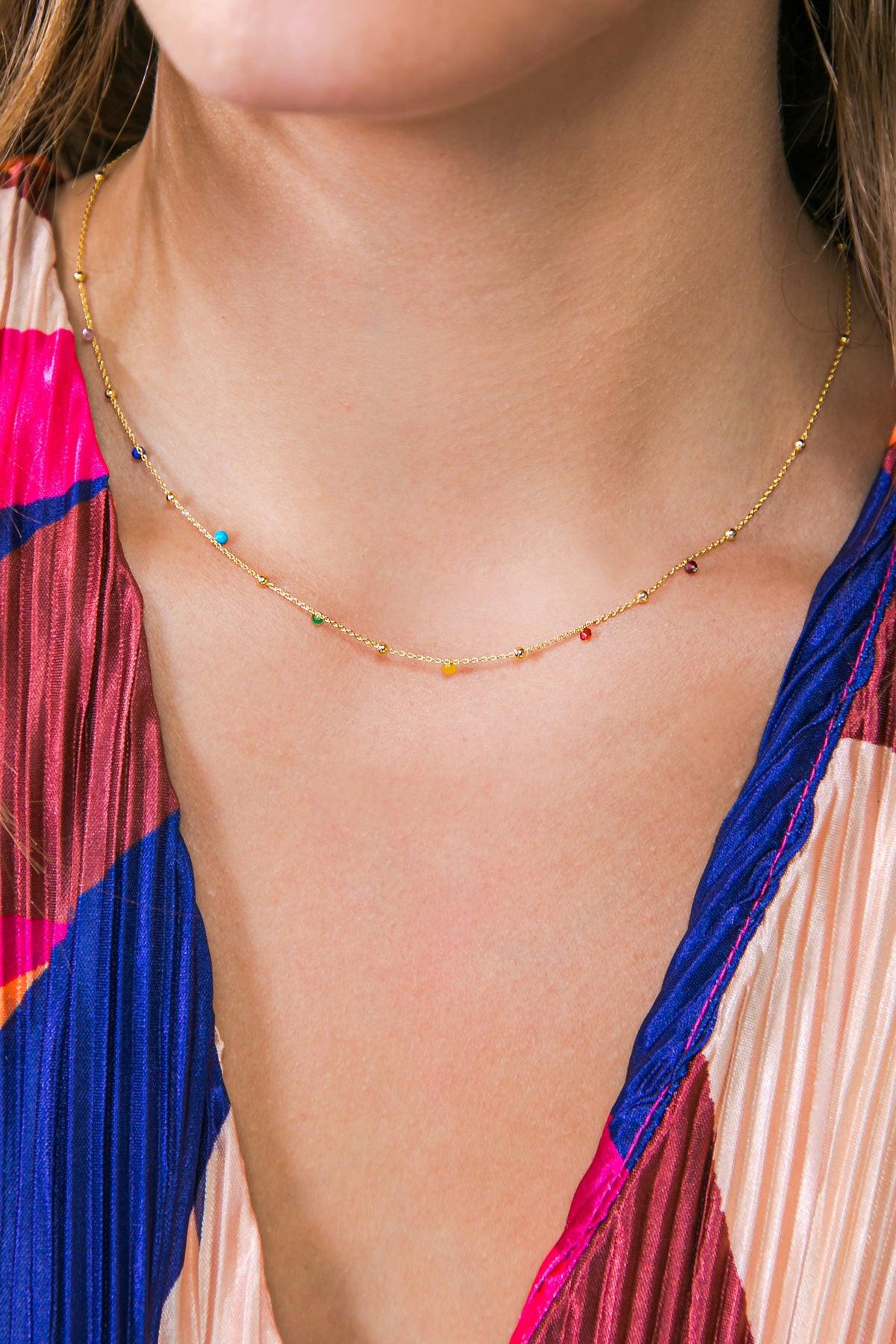 PILL BY THE YARD NECKLACE.
