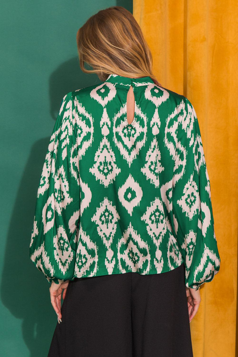 JUST WHAT YOU NEED WOVEN TOP.