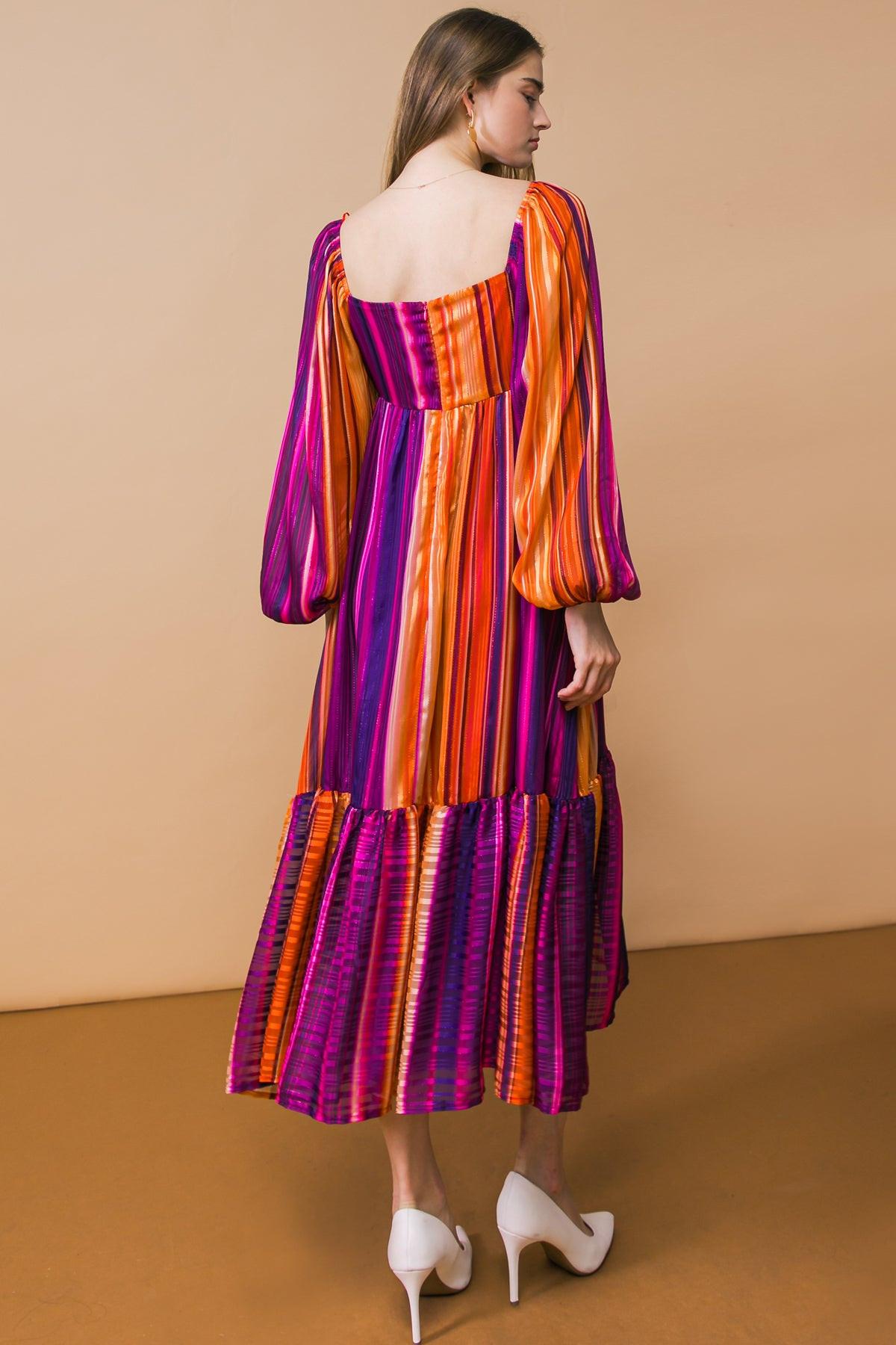 EVERYTHING YOU NEEDED WOVEN MIDI DRESS.