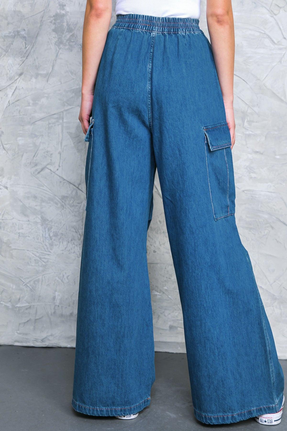 ALL THE BUZZ WASHED DENIM PANTS.