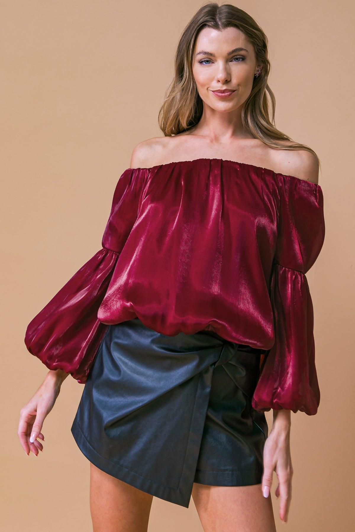 SIMPLY FAVORED WOVEN TOP.