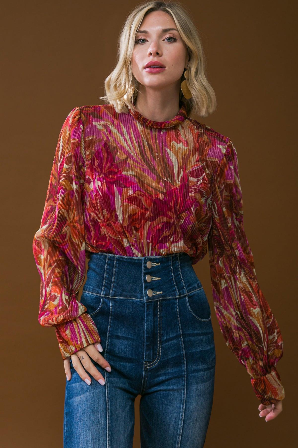 CRUSHING ON YOU WOVEN TOP.