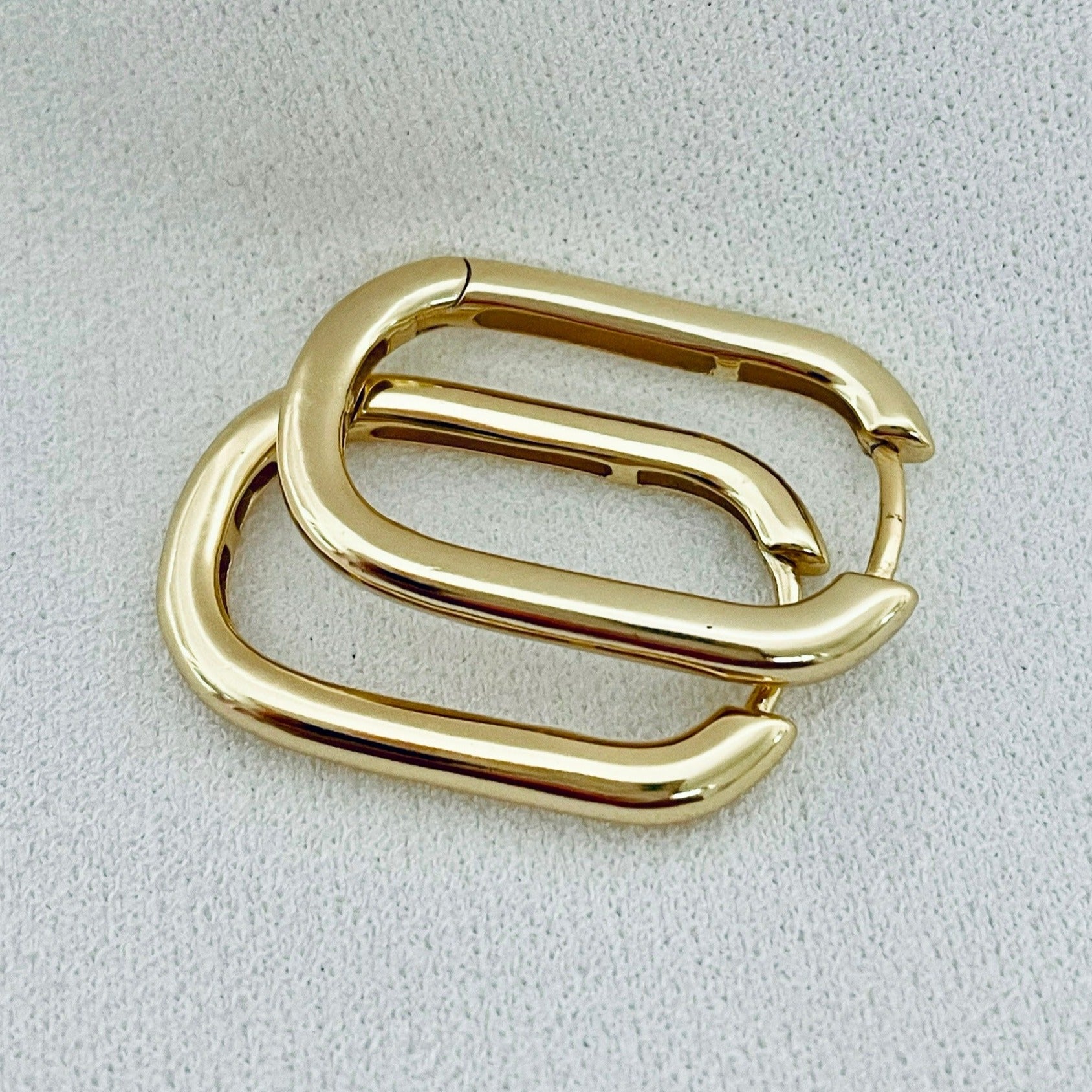 CYNTHIA PAPERCLIP HOOP EARRINGS