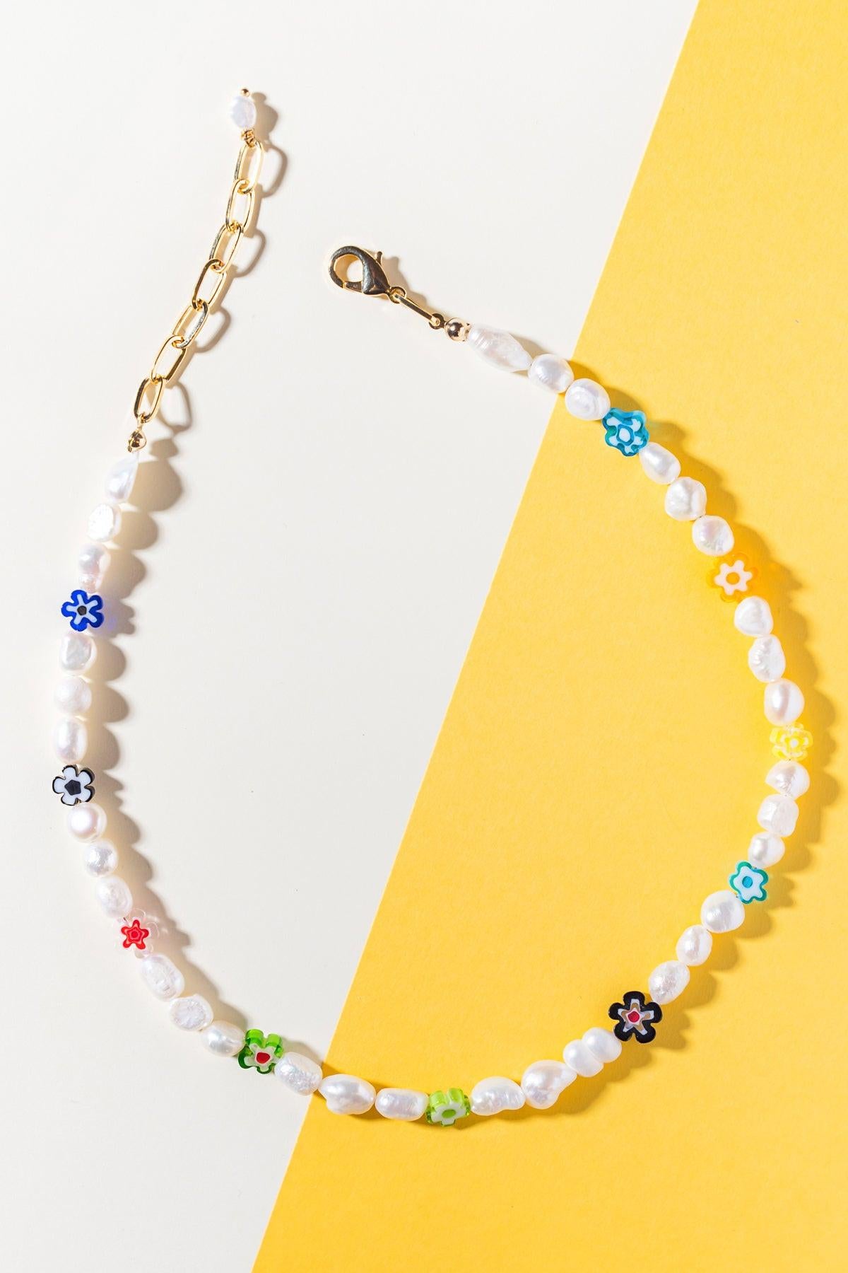 NICOLE PEARL NECKLACE.