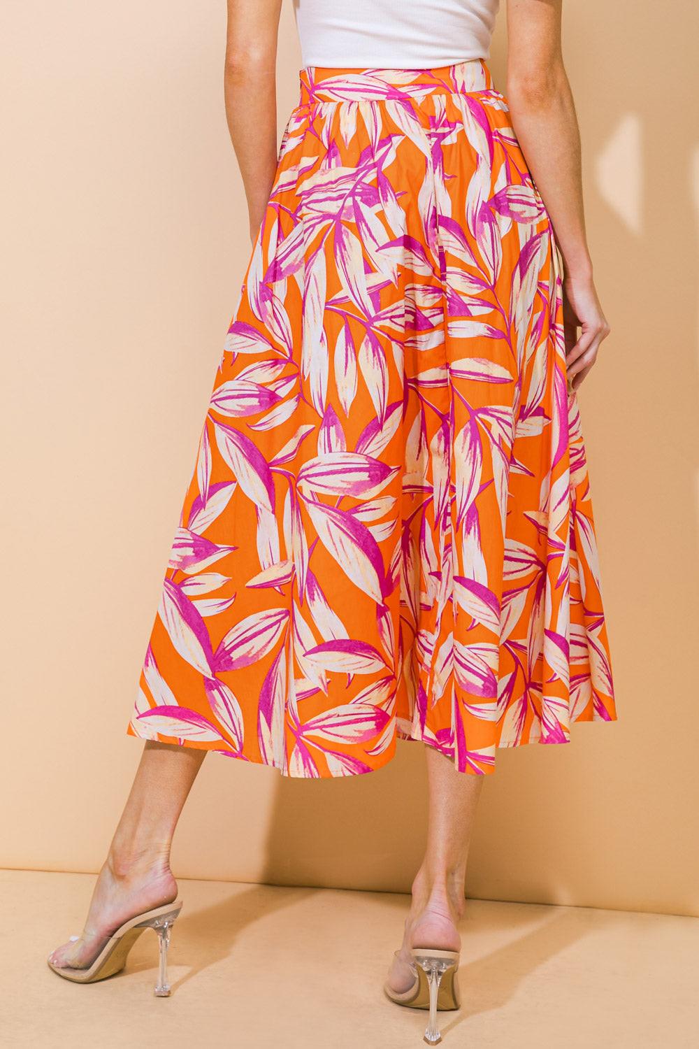 A WORLD OF GOOD WOVEN SKIRT.