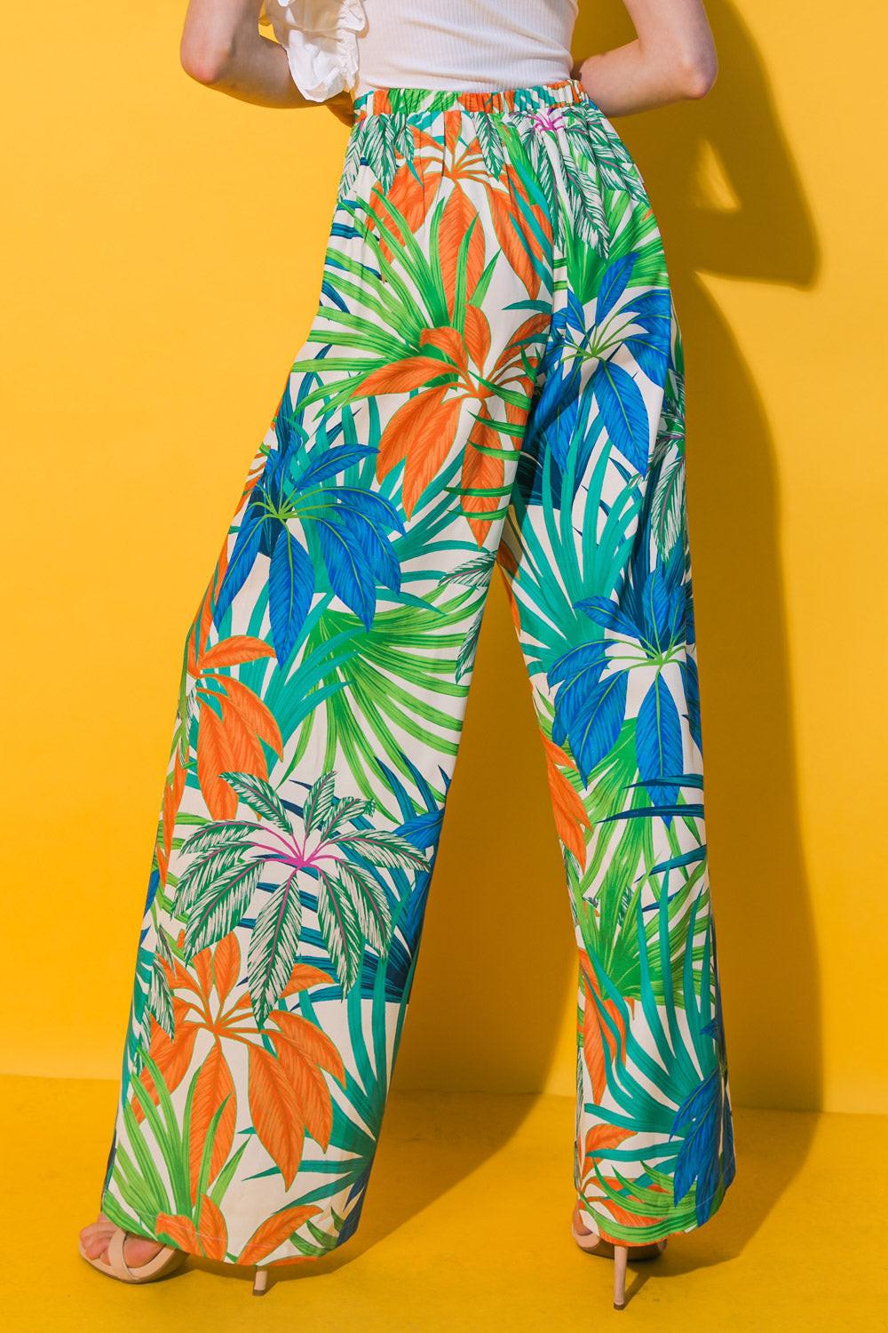 PRETTY ON POINT WOVEN PANTS.