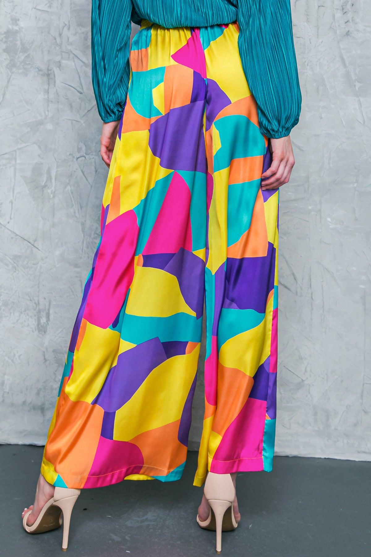 FOLLOW THE FLOW WOVEN PANTS.