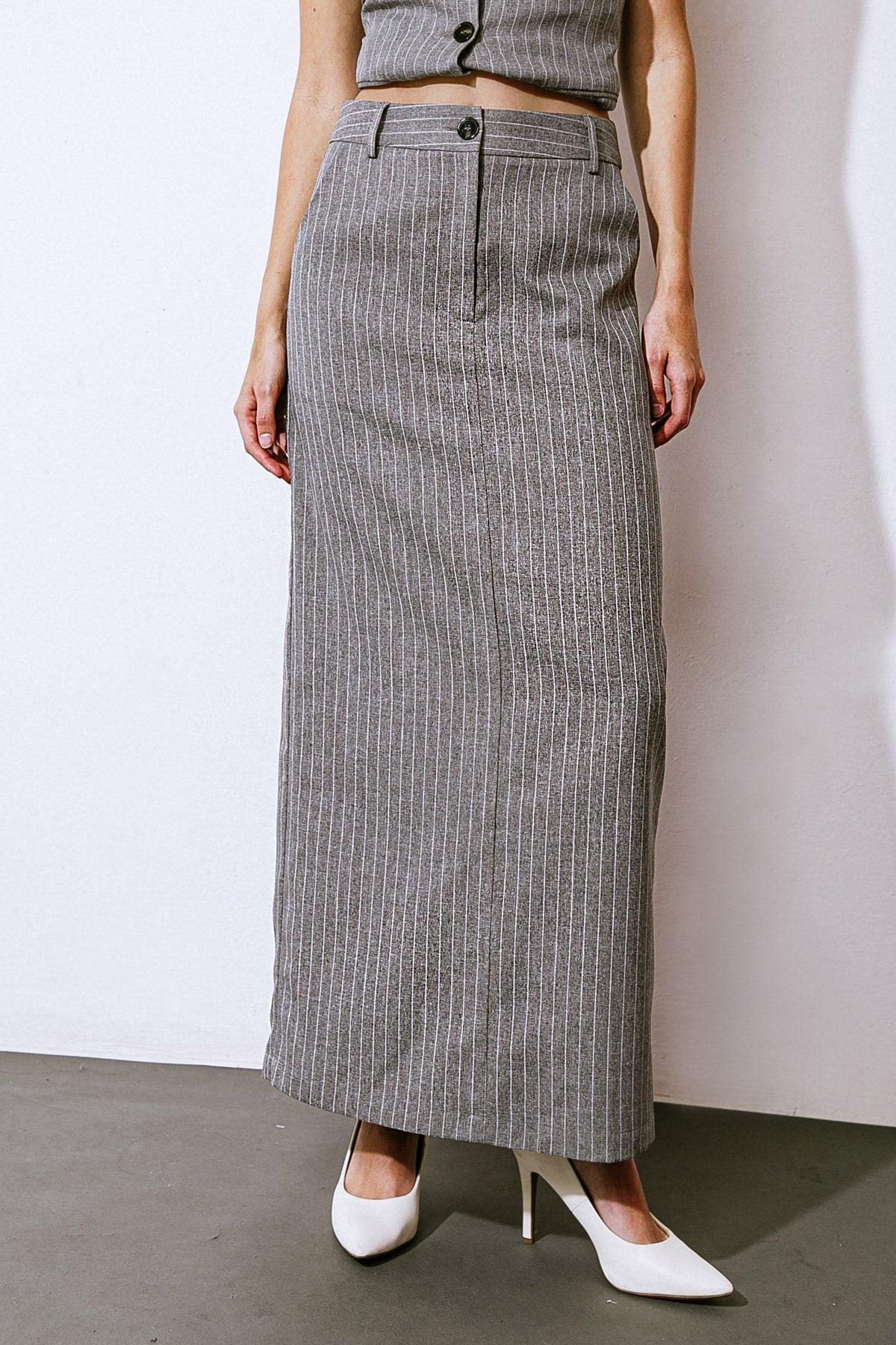 GET TO THE POINT WOVEN MIDI SKIRT.