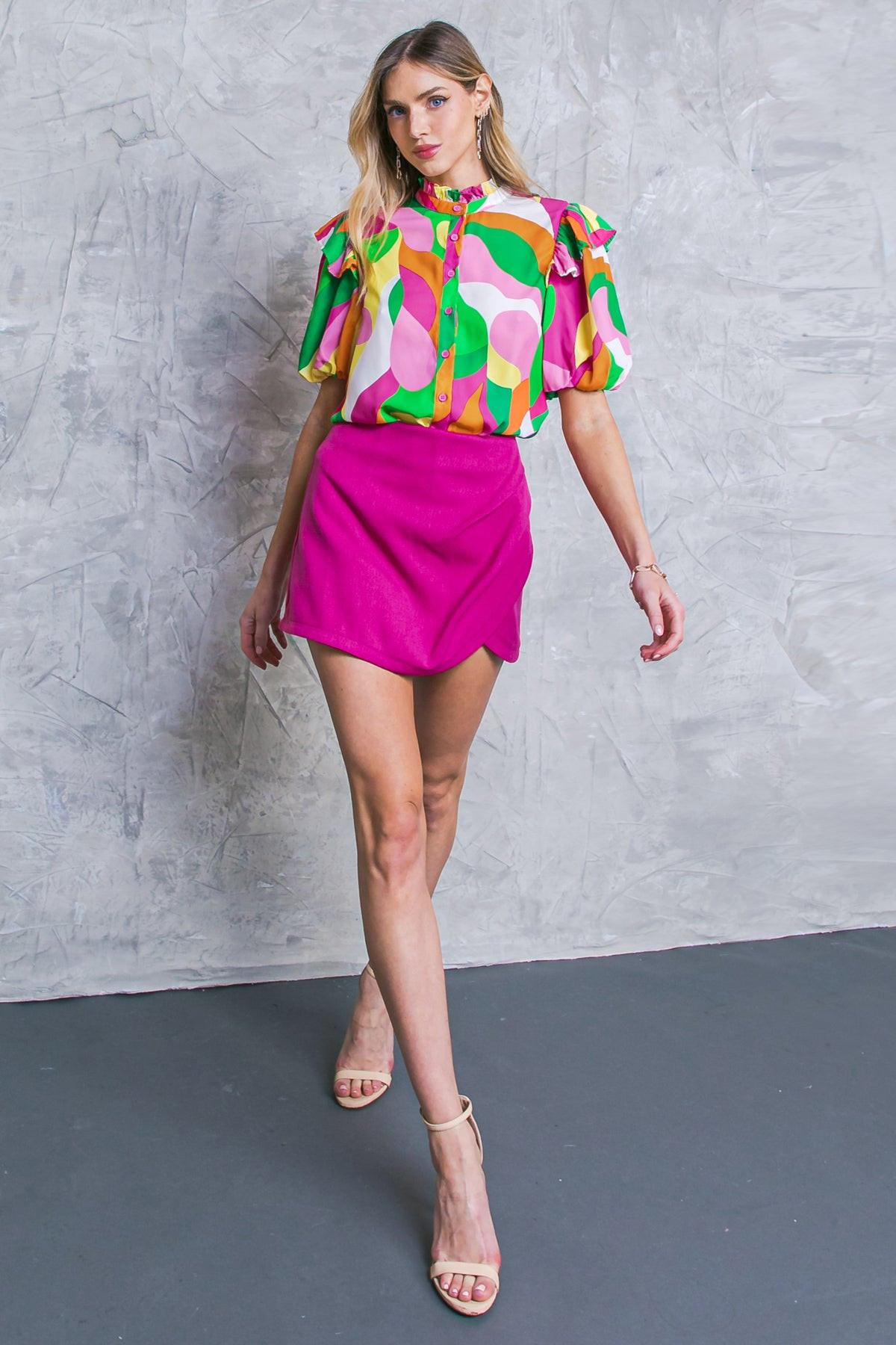 BE HAPPY FRIEND WOVEN SKORT.