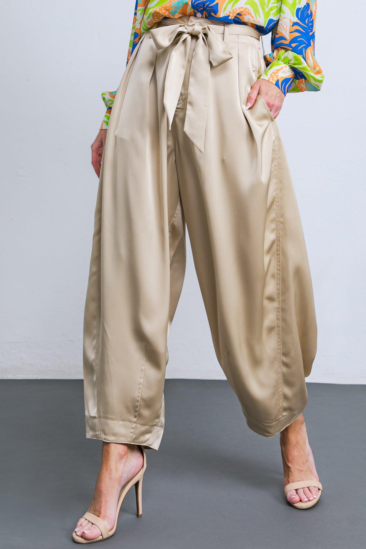 POWERFUL CHARM WOVEN SATIN PANTS.