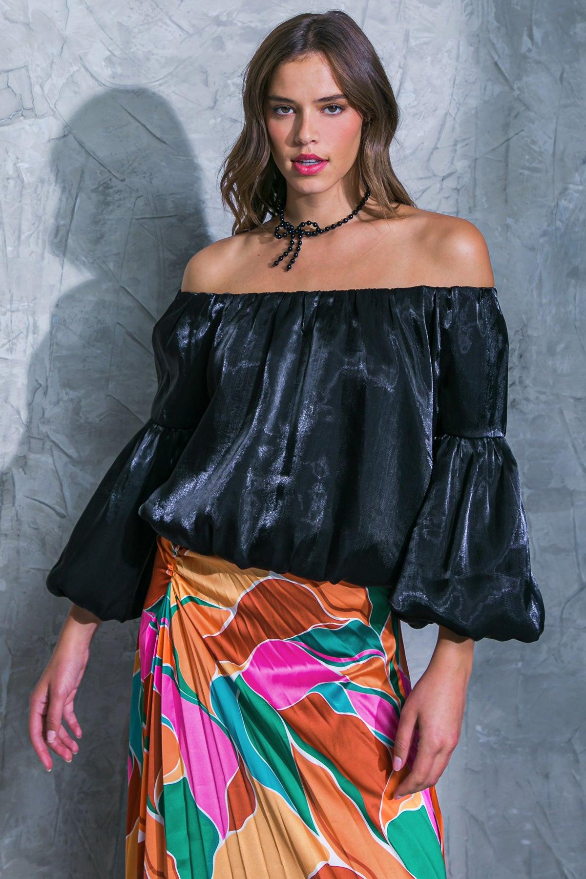 SIMPLY FAVORED WOVEN TOP.