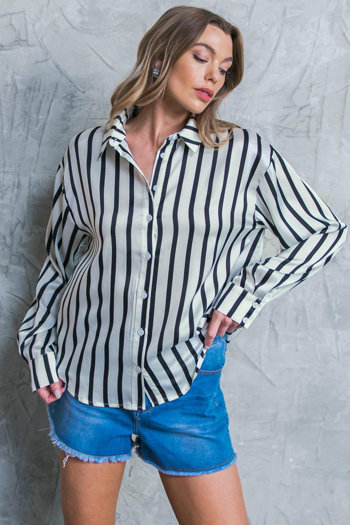 NOTHING TO REGRET SATIN WOVEN TOP.