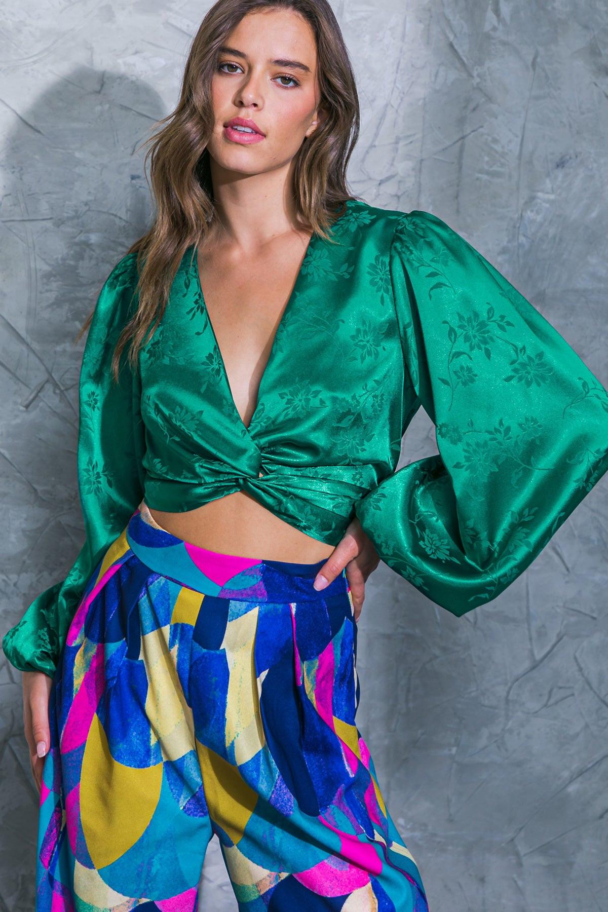 DARLING PERSONALITY WOVEN TOP.