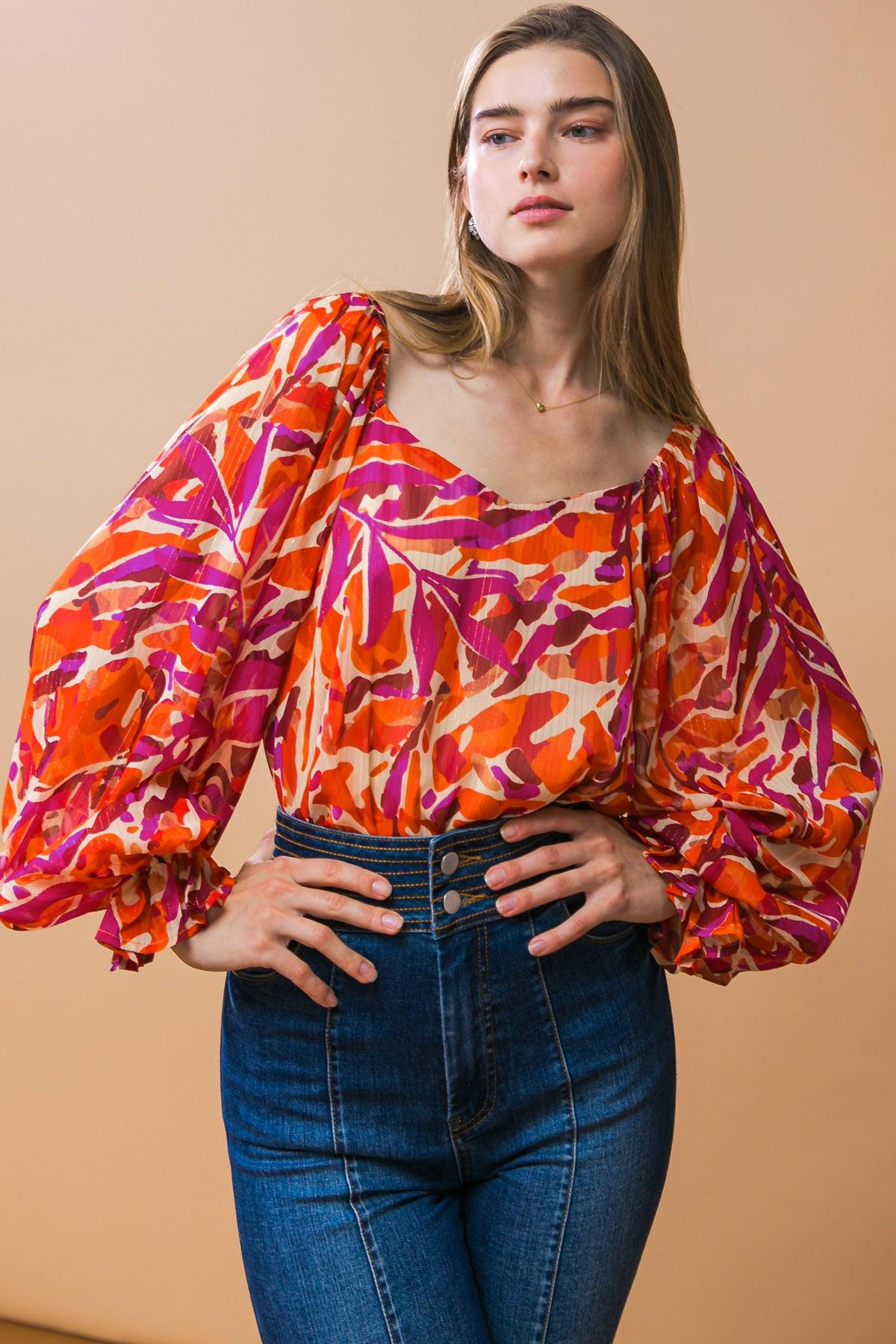 DESIRABLE STYLE WOVEN TOP.