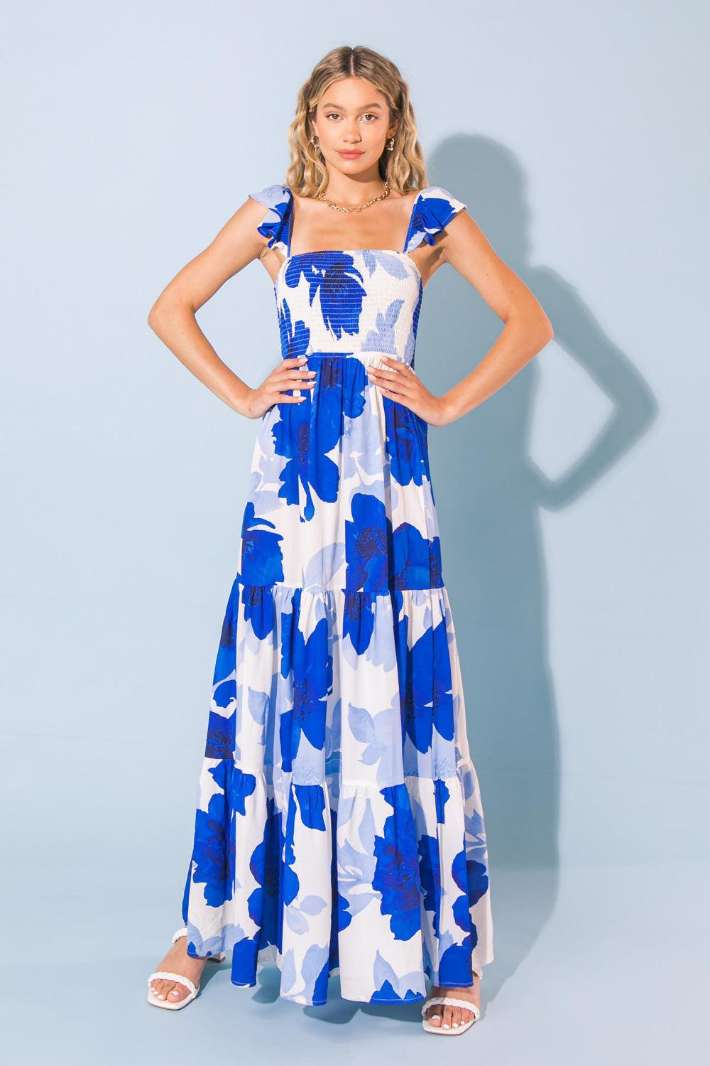 FEEL LIKE MOVING FLORAL MAXI DRESS l FLYING TOMATO Flying Tomato FEEL LIKE MOVING FLORAL MAXI DRESS l FLYING TOMATO Flying Tomato