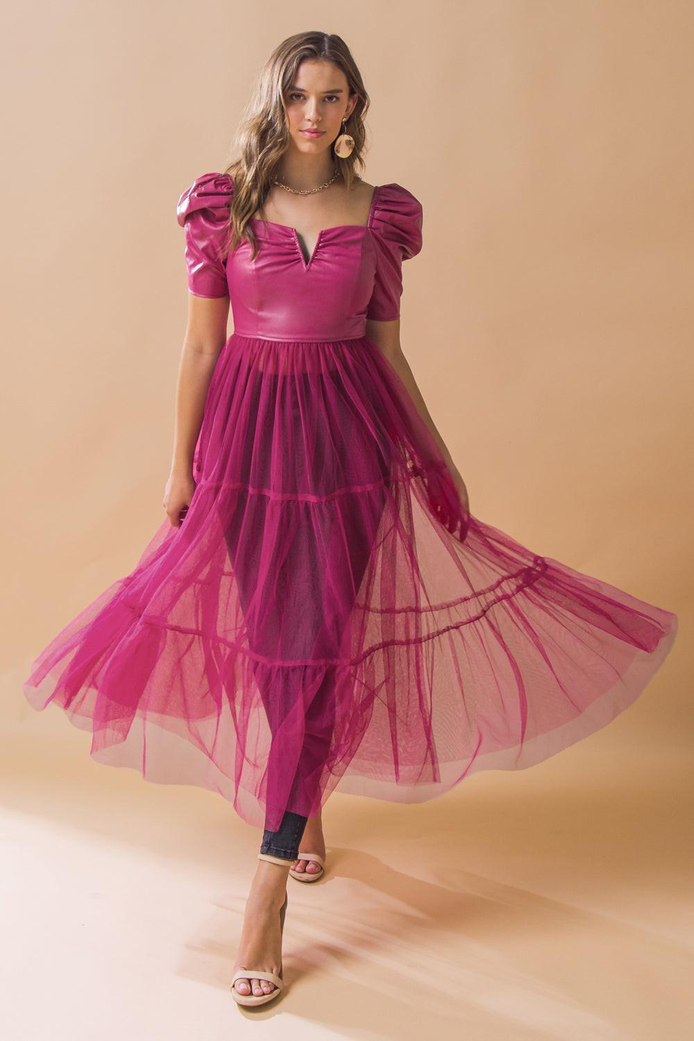 ENDURING LOVE MAXI TOP.