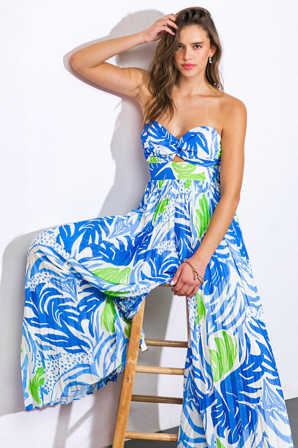 GIVE ME YOUR ATTENTION WOVEN JUMPSUIT.