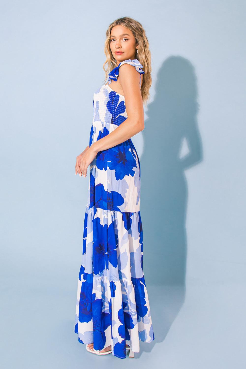 flying tomato maxi dress FEEL LIKE MOVING FLORAL MAXI DRESS l FLYING TOMATO – Flying Tomato