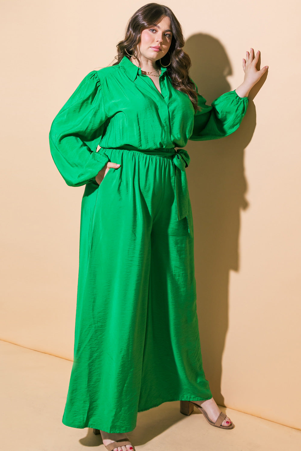 JUMPSUIT OF CURVE.