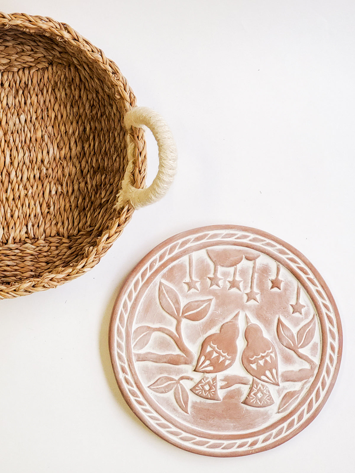 Bread Warmer & Basket Gift Set with Tea Towel - Lovebird Round