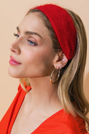 GRACEFUL ONYX CROWN HEADBAND.