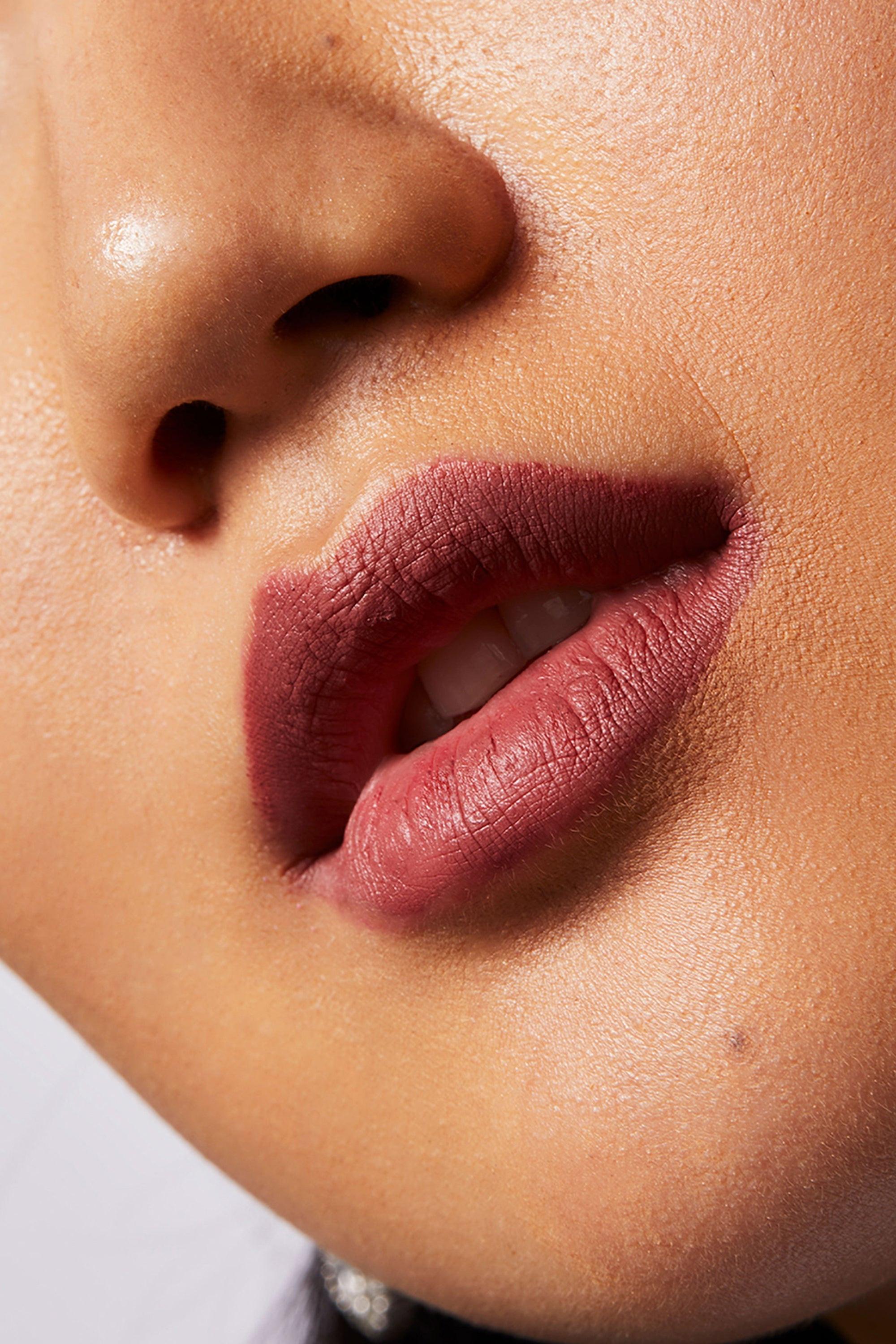 Badass Matte Lipstick - Flying Tomato - Lipstick - UOMA Beauty